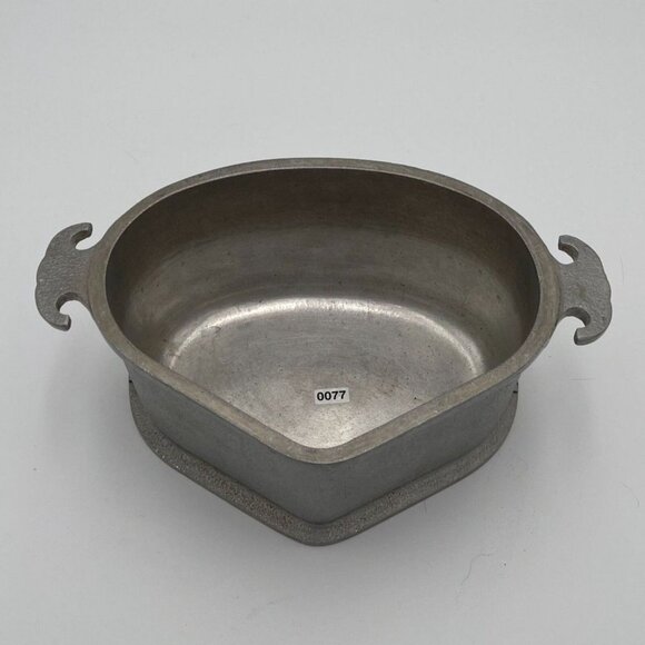 Vintage Guardian Service Ware Heavy Aluminum Triangle Heart Roasting Pot NO LID - Picture 2 of 3